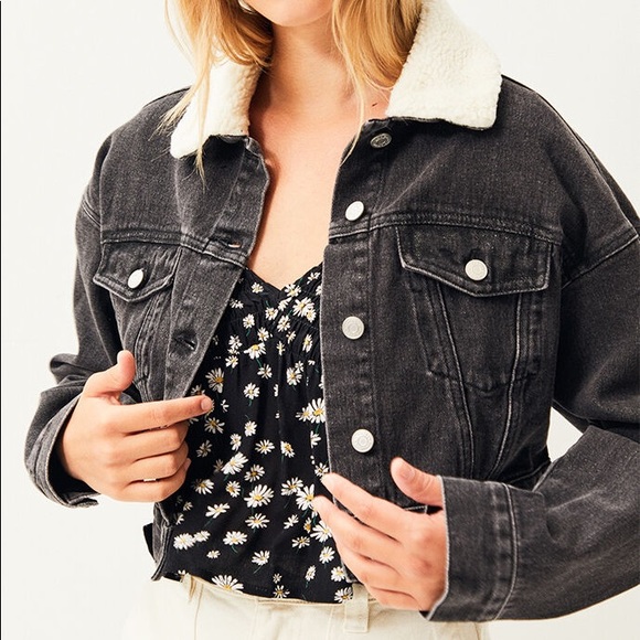 Pacsun Sherpa Collar Cropped Trucker 